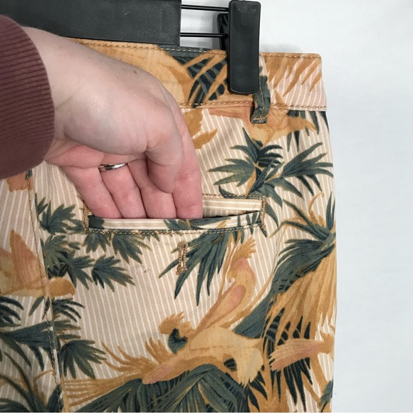 Anthropologie Chino Pants Sz 27 Relaxed Ankle Length Birds Foliage Botanical GUC - Picture 10 of 15